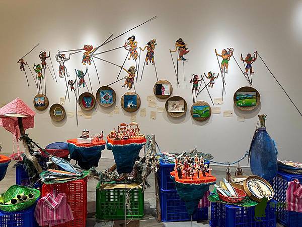 【SUNDAY:臺灣當代移工藝術】︰藉由藝術家的多元創作,看 【SUNDAY:臺灣當代移工藝術】︰藉由藝術家的多元創作,看