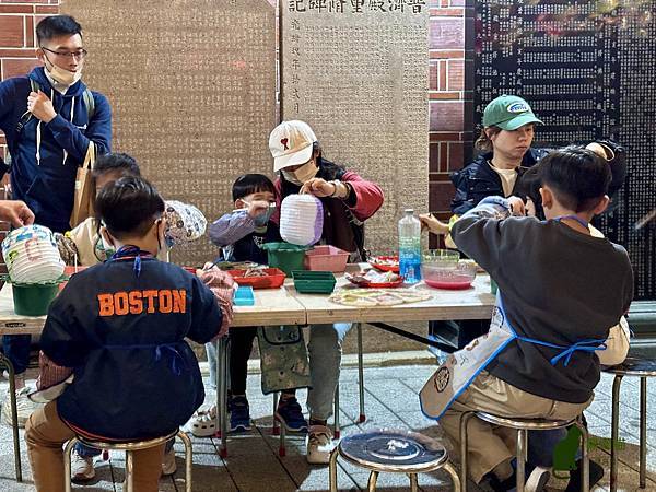 【2025年府城普濟燈會】..1800顆彩繪燈籠在夜空亮起溫暖