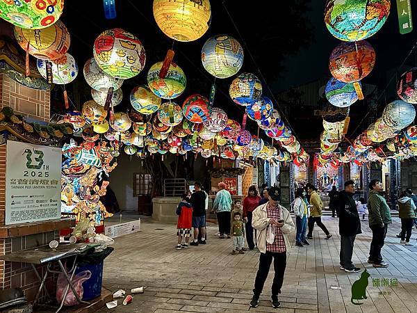 【2025年府城普濟燈會】..1800顆彩繪燈籠在夜空亮起溫暖