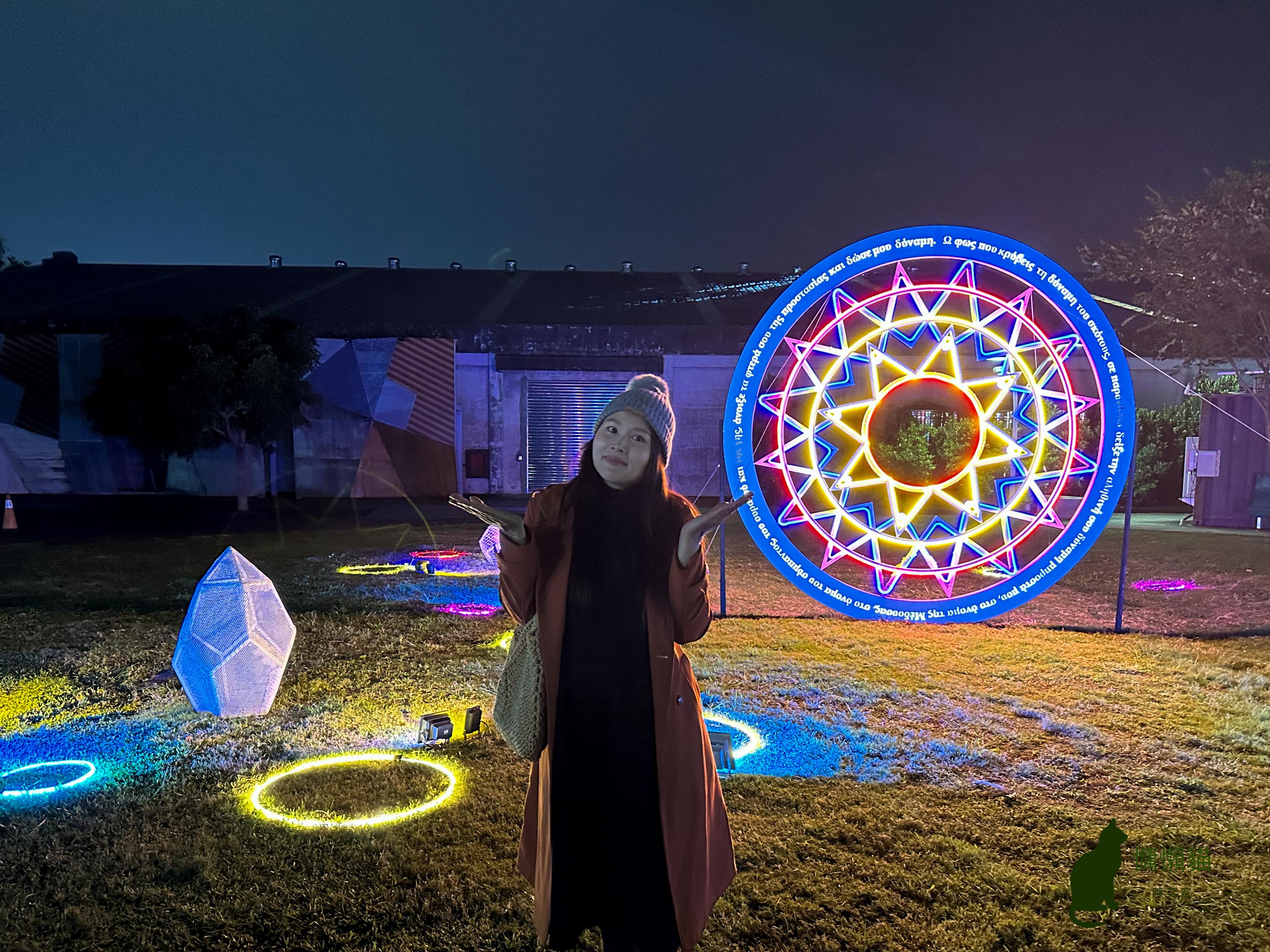 在舞鈴劇團魔法藍貓的引領下，一起穿梭在魔幻唯美的梅杜莎奇幻國