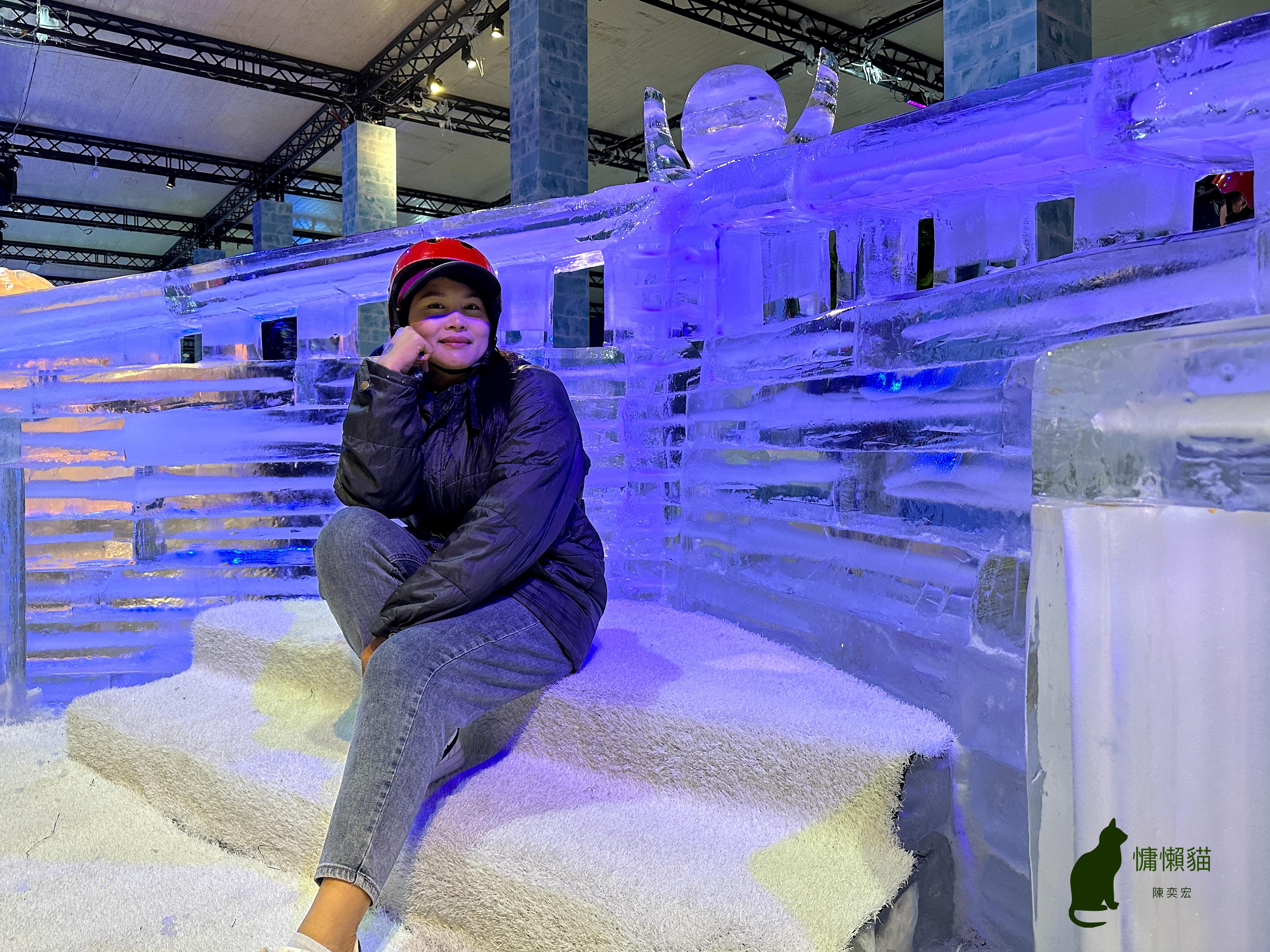 美麗且夢幻的冰雪國度，令人讚嘆的冰雕藝術、冰面碰碰船、雪地健