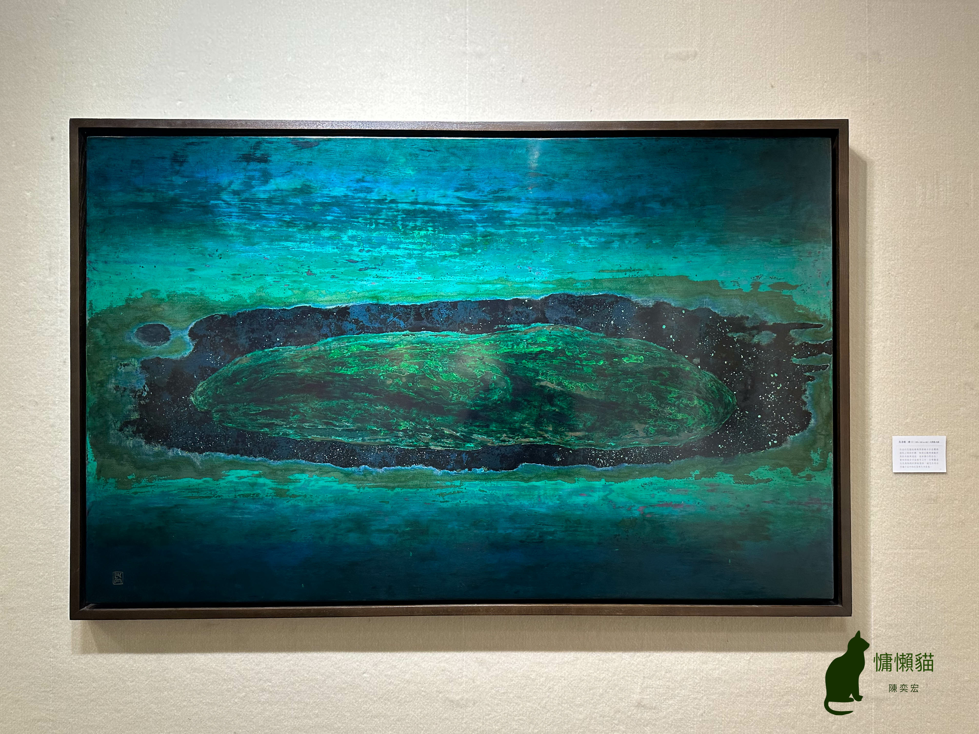 越南漆畫展現了越南傳統文化與現代藝術的交融，蘊含濃厚的民族情