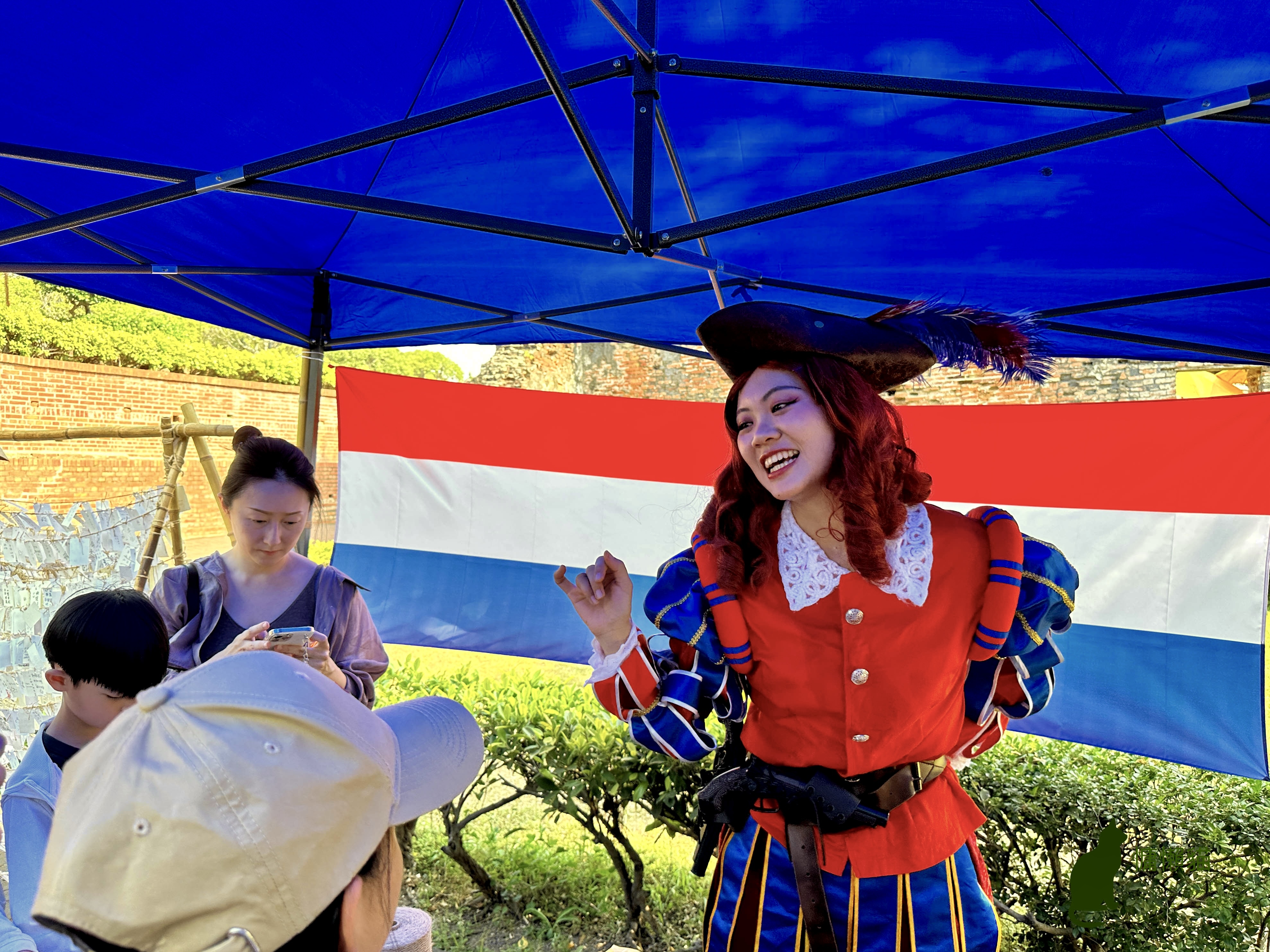 「熱蘭遮市集」讓歷史不再只是靜止的展覽，而是能親手觸摸、親身