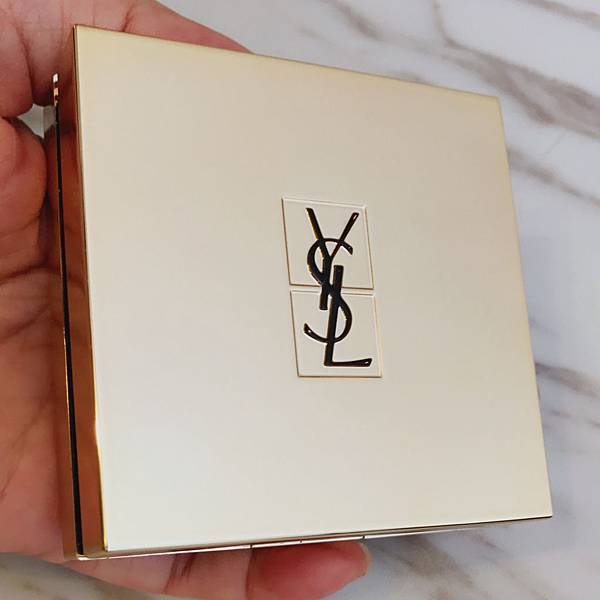 YSL 正方形.jpg