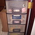 一組四個的收納箱(1)