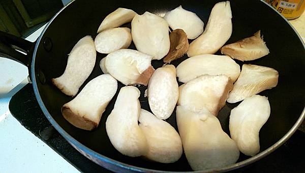 無油菇菇美人腿2 無油菇菇美人腿2