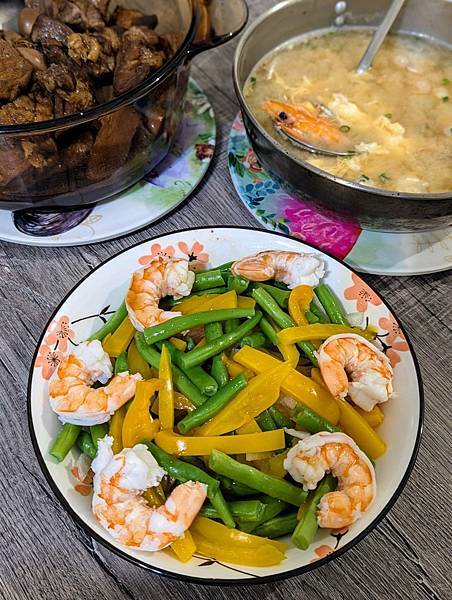 【裸拉廚房】用品高洋蔥和風醬懶出新高度和風鮮蝦時蔬 【裸拉廚房】用品高洋蔥和風醬懶出新高度和風鮮蝦時蔬