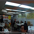在廟街裡的某一家店