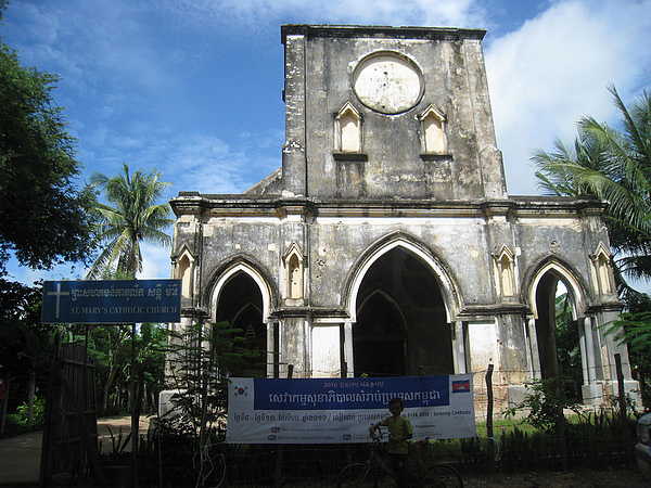 TAOM村的教堂
