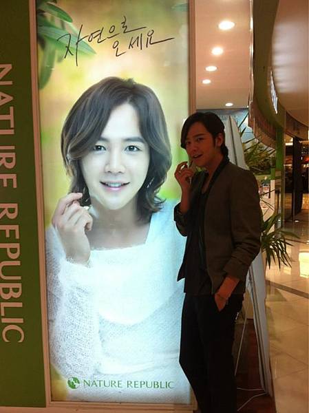 JangKeunSuk 장근석‏ ‏﻿ @AsiaPrince_JKS﻿ 10:49 下午