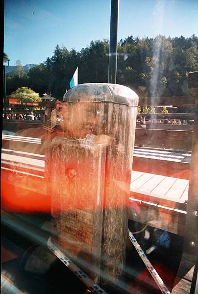 r001-002.jpg