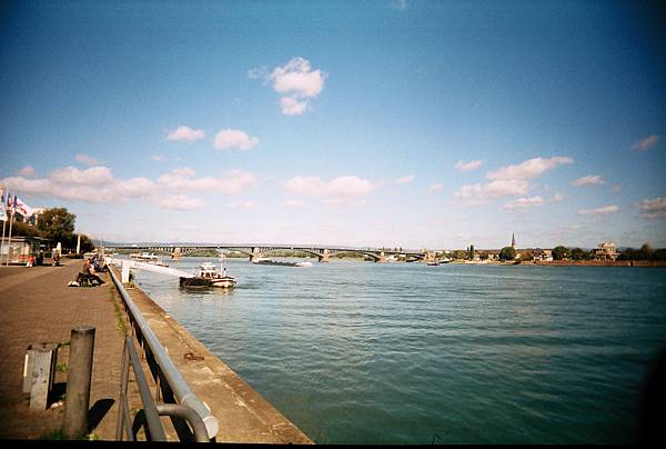 r001-013.jpg