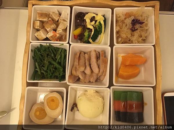 【Kay食記】創意料理 - 席拉米主題式餐廳 - 吃在台中 