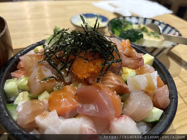 【Kay食記】日式、丼飯、壽司、手卷、烤物 - 一碗丼 - 