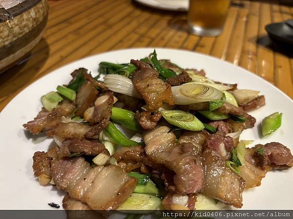 【Kay食記】什麼都賣的串燒、燒烤、海鮮店，聊天聚餐的好地方