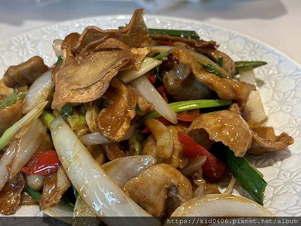 【Kay食記】古今碰撞的創意菜色，不一樣的台菜餐廳【潮台菜】