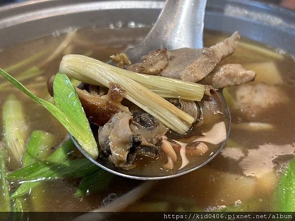 【Kay食記】古今碰撞的創意菜色，不一樣的台菜餐廳【潮台菜】