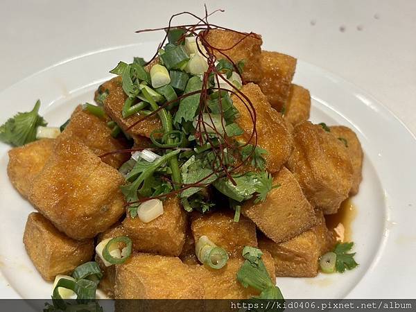 【Kay食記】古今碰撞的創意菜色，不一樣的台菜餐廳【潮台菜】