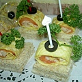 創意鮭魚一口三明治