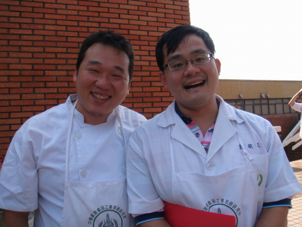 與李老師合照 與李老師合照
