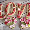 LOVE and Flower Bouquet Cookies_.JPG