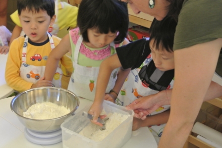 learn to scale flour.jpg