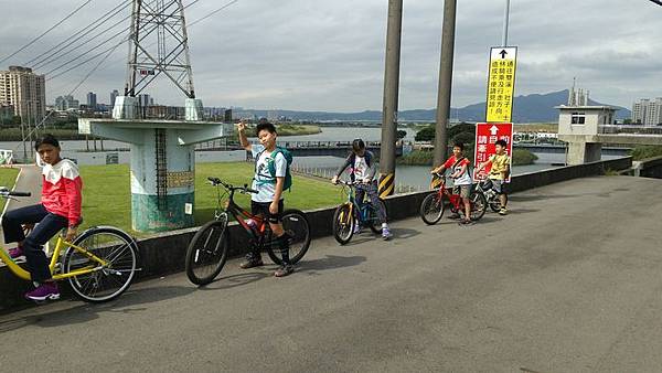 20181020 基隆河濱單車遊 011.jpg