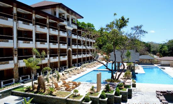 coron-westown-resort.jpg