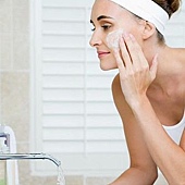 A 60 year old facial soap that does not wrinkle (women must know)2