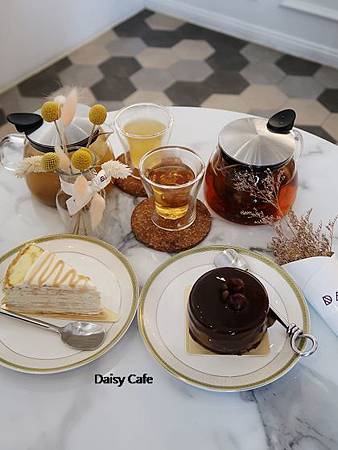 Daisy Cafe4