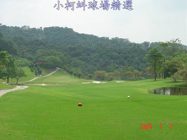 霧峰高爾夫球場 IN 第14洞 PAR4 402碼  難度14