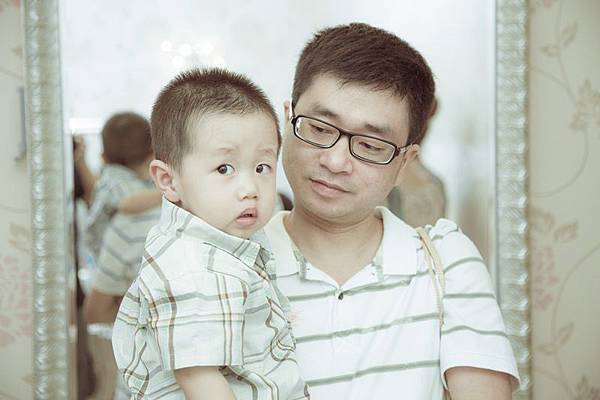 陳小叡都不給濃妝人(我)抱...