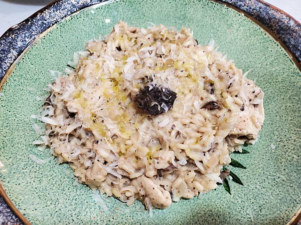 松露蕈菇雞肉燉飯