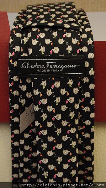 2013年1月．Salvatore Ferragamo 2012秋冬折扣男、女鞋、領帶14