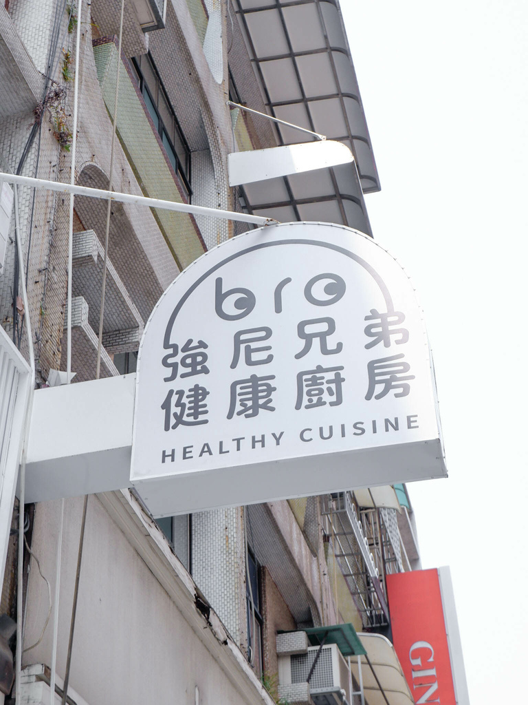 S__9806240.jpg S__9806240.jpg