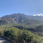 右上角的白煙不是雲喔, 是櫻島南岳火山噴煙