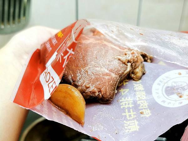 宅配油封牛排開箱【第一牛肉OneBeef】牛排控必吃冷食熱食