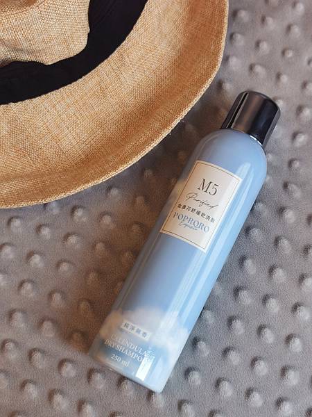 POPRORO帕璐璐M5金盞花舒緩乾洗髮噴霧，拯救夏天扁塌臭
