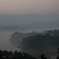 009內甕風中霧景.jpg