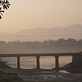 015內甕風中霧景.jpg