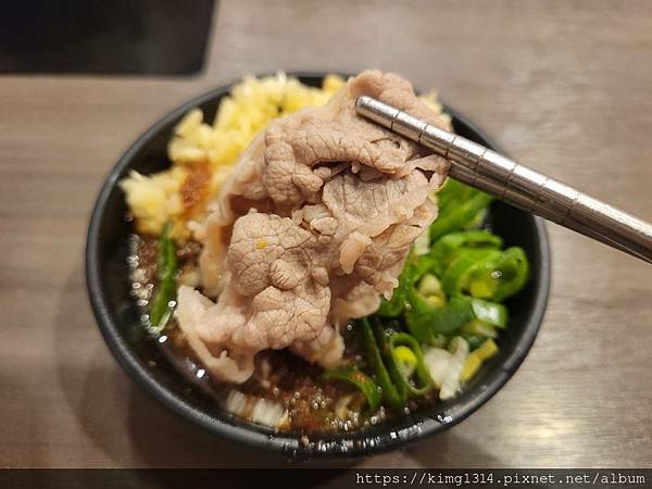 【台北蘆洲美食】肉老大頂級火鍋肉肉控絕對不能錯過，頂級肉盤推