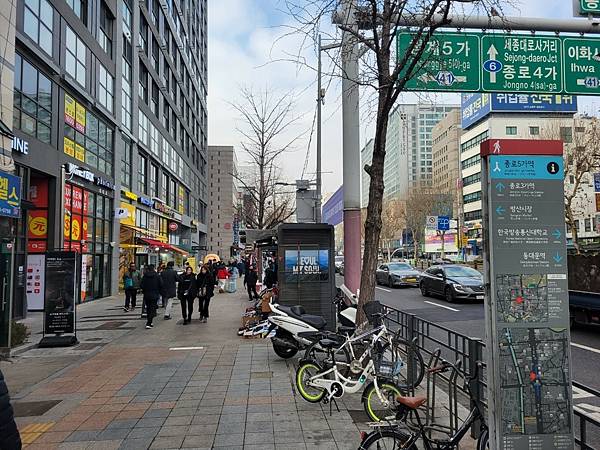 【2024韓國首爾自由行】廣藏市場必吃美食店家推薦及地雷不推薦的食物與交通攻略怎麼去最便利.jpg