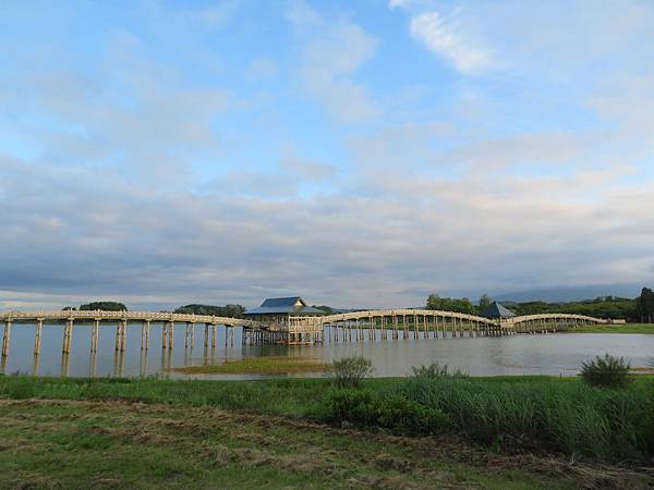 日本東北避暑之旅day 7 3 青森 富士見湖鶴之舞橋 愛餵一家的旅遊記錄 痞客邦