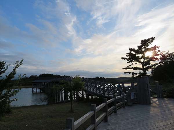 日本東北避暑之旅day 7 3 青森 富士見湖鶴之舞橋 愛餵一家的旅遊記錄 痞客邦