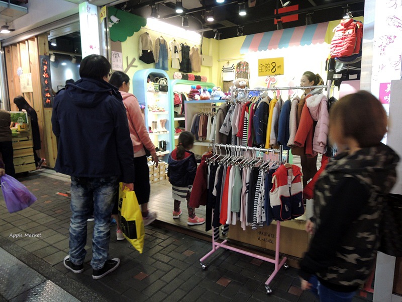 【熱血採訪】H i 童裝小舖＠韓流優質童裝輕鬆挑 從頭到腳全面八折 逢甲歡樂星內最young的流行時尚 引領潮流的韓風男女童裝