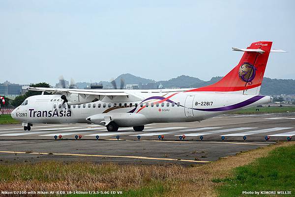 7 B-22817.JPG 7 B-22817.JPG