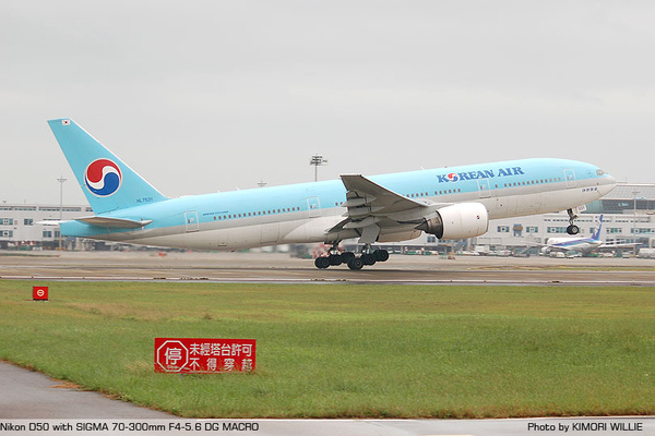 HL7531_KE692_4.JPG HL7531_KE692_4.JPG