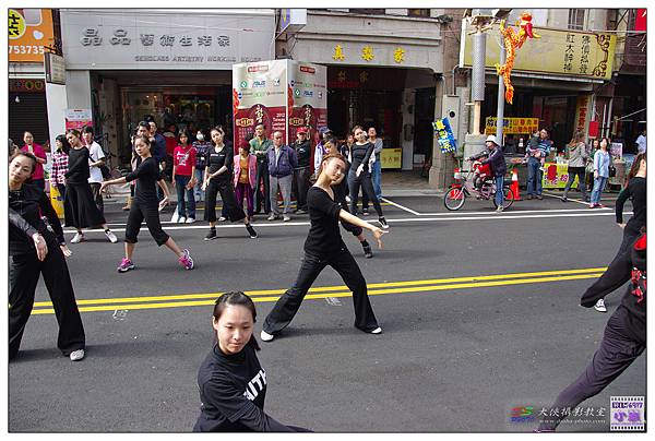 nEO_IMG_KIN_1632