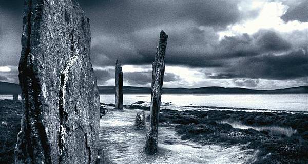 Ring of Brodgar &amp; Loch Harray.jpg