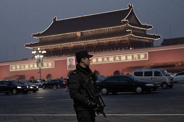 三中全會空前緊張 334名省部高官被「軟禁」北京